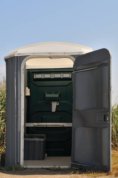 Best Luxury portable toilet rental  in Fairland, OK